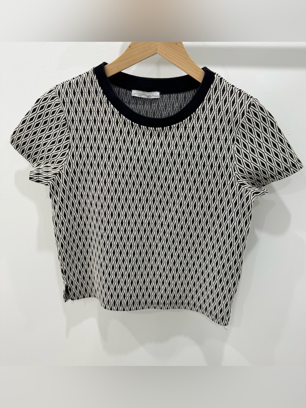 Zara Trafaluc Black White Geometric Knit Crop Top Size S